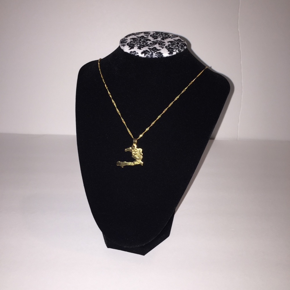🇭🇹 Haiti Gold Plated Pendent Necklace 🇭🇹 - Picture 2 of 6